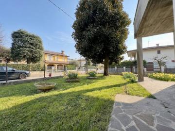 Villa in vendita a Selvazzano Dentro PD