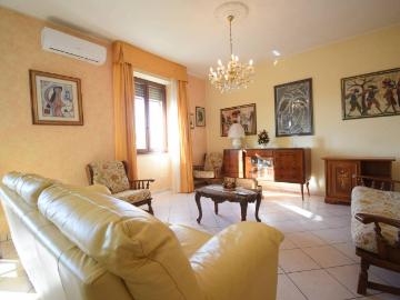 Appartamento in vendita a Senorbì CA