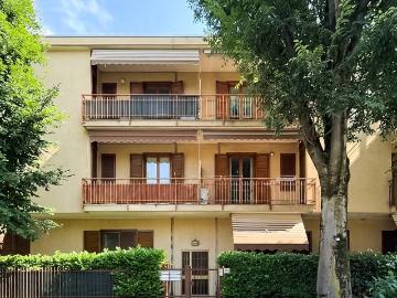 Appartamento in vendita a Senago MI
