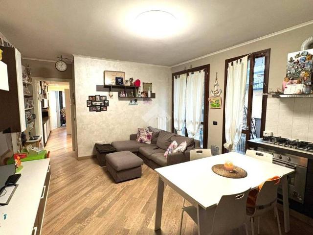 Appartamento in vendita a Senago MI