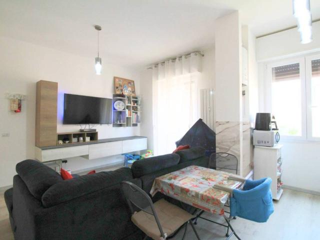 Appartamento in vendita a Senago MI