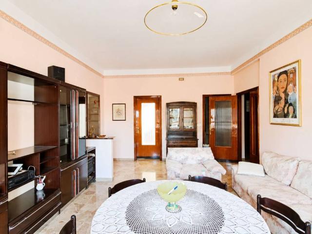 Appartamento in vendita a Senigallia AN