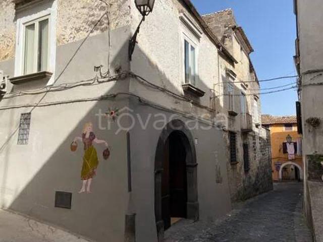 Appartamento in vendita a Sessa Aurunca via Murillo, 37, Cascano