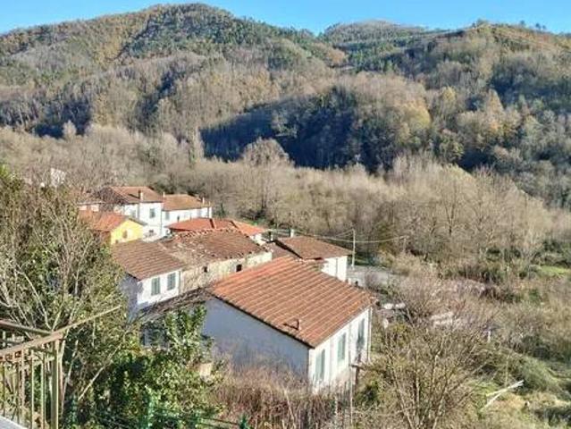 Appartamento in vendita a Sesta Godano SP