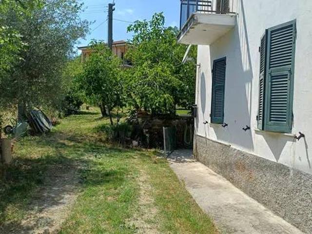 Appartamento in vendita a Sesta Godano SP
