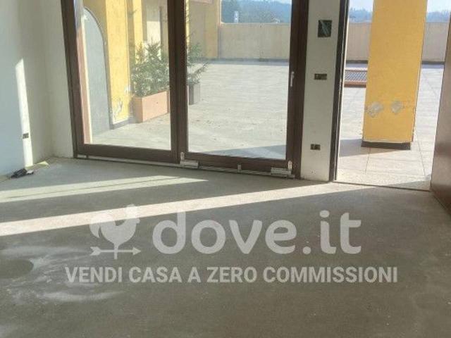 Appartamento in vendita a Sesto Calende