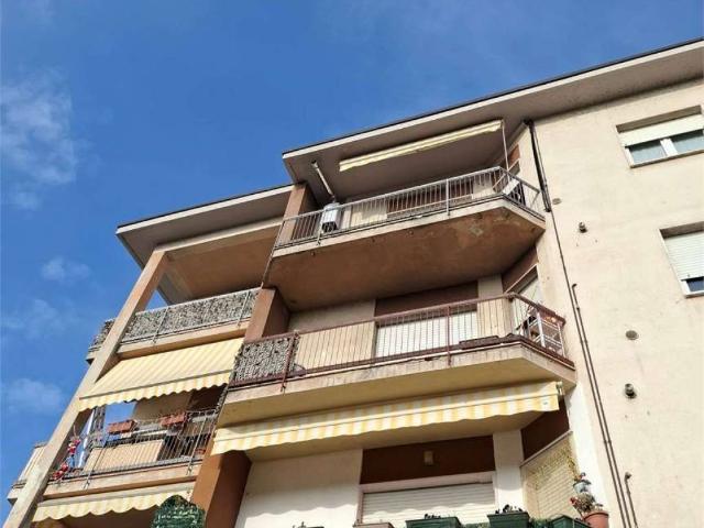 Appartamento in vendita a Sesto Calende VA