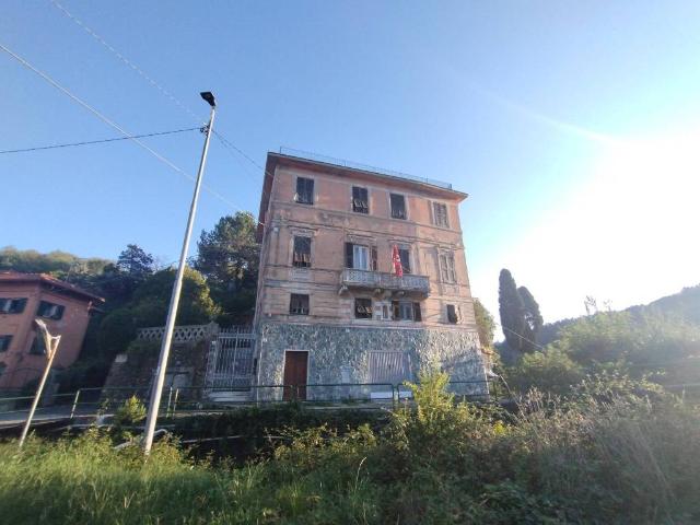 Appartamento in vendita a Serra Riccò GE