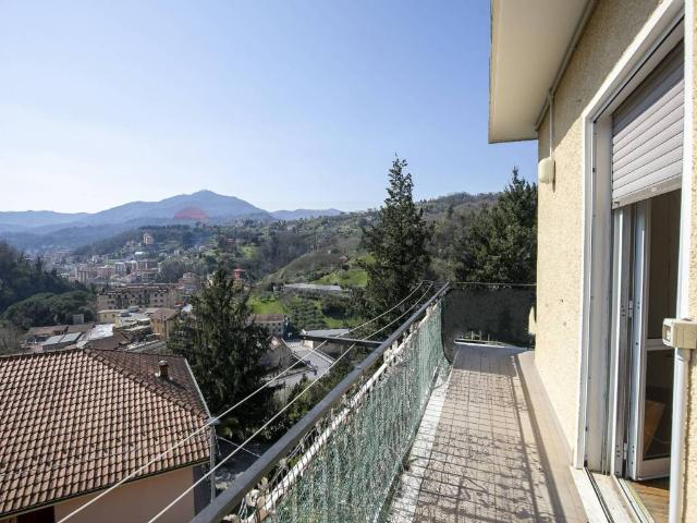 Appartamento in vendita a Serra Riccò GE