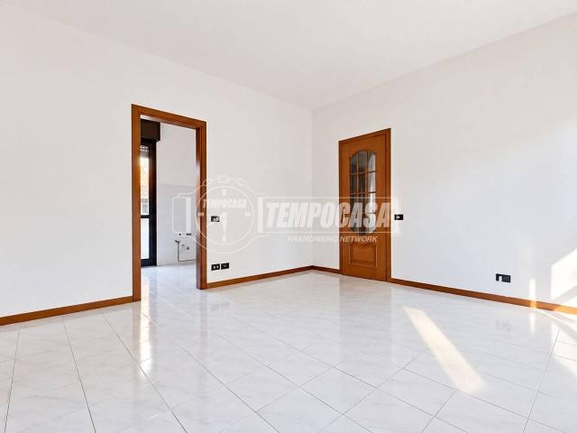 Appartamento in vendita a Seveso