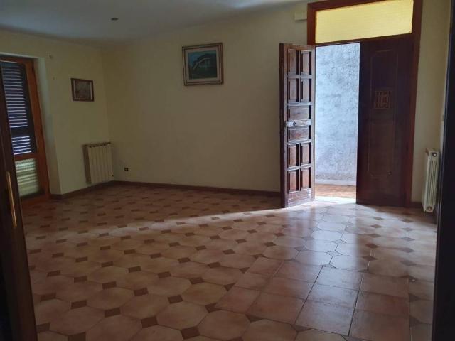 Appartamento in vendita a Sgurgola FR