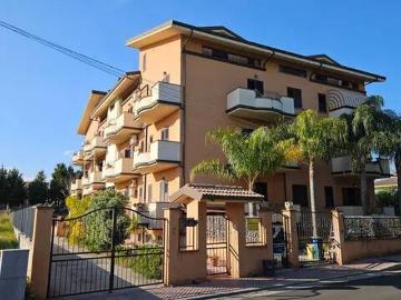 Appartamento in vendita a Siderno RC
