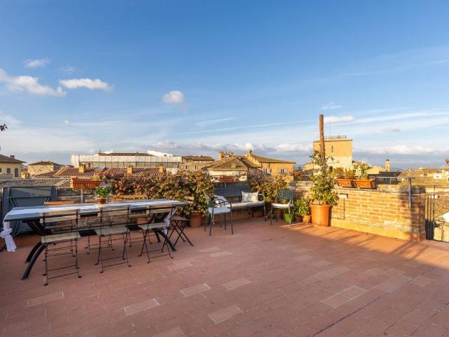 Appartamento in vendita a Siena SI