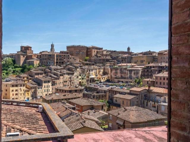 Appartamento in vendita a Siena via Garibaldi, 60, Ovile San Francesco