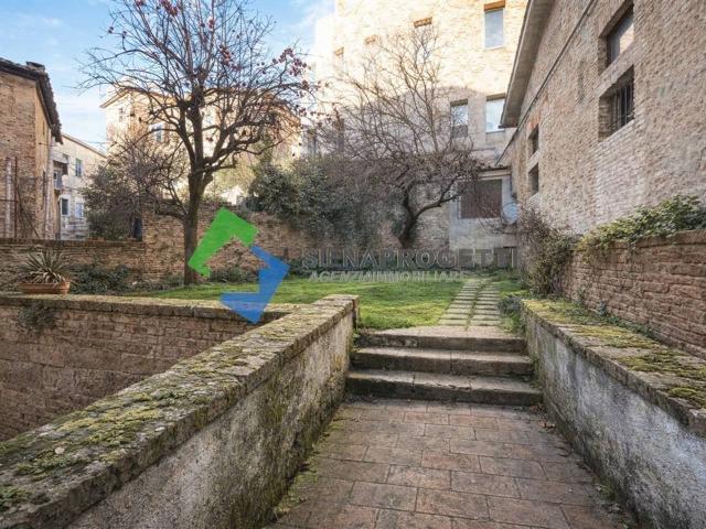 Appartamento in vendita a Siena