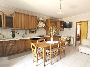 Appartamento in vendita a Sinagra ME