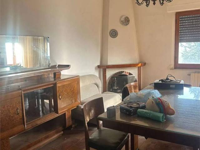 Appartamento in vendita a Sinalunga SI