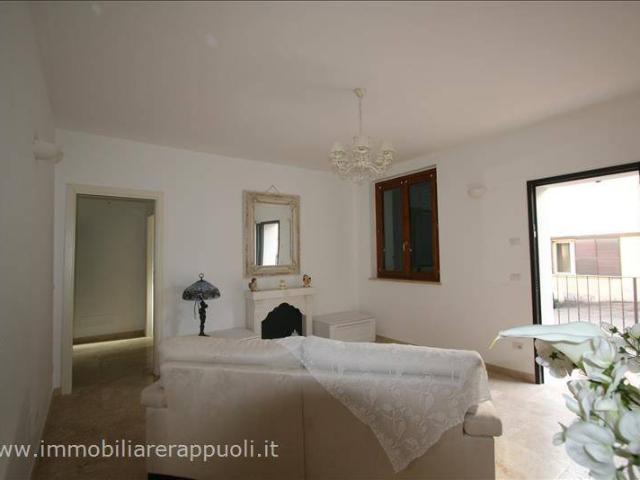 Appartamento in vendita a Sinalunga SI