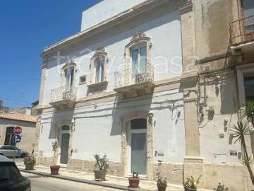 Appartamento in vendita a Siracusa via Agrigento, Borgata Santa Lucia