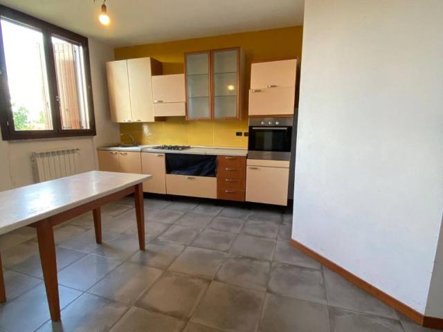 Appartamento in vendita a Siziano PV