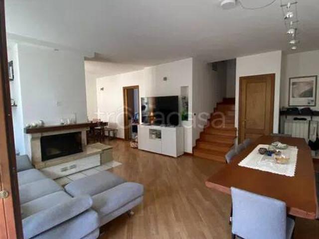 Appartamento in vendita a Soci, Bibbiena