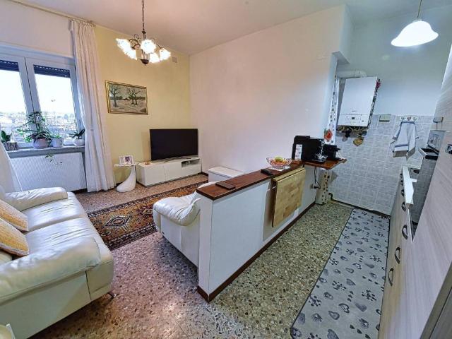 Appartamento in vendita a Solaro MI