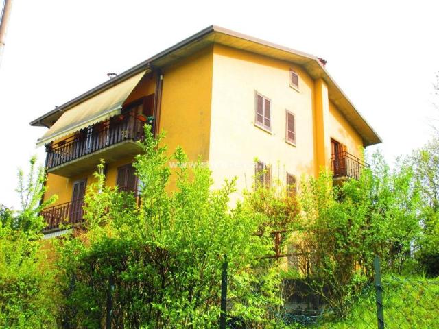 Appartamento in vendita a Solto Collina BG