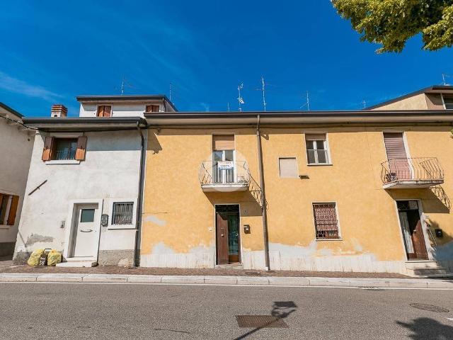 Appartamento in vendita a Sommacampagna VR