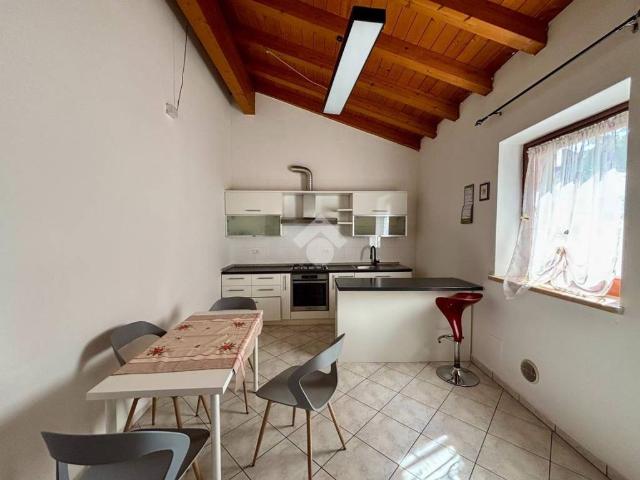 Appartamento in vendita a Sommacampagna VR