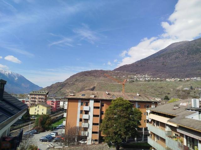 Appartamento in vendita a Sondrio SO