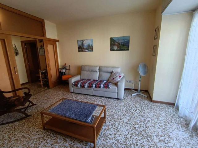 Appartamento in vendita a Sondrio SO