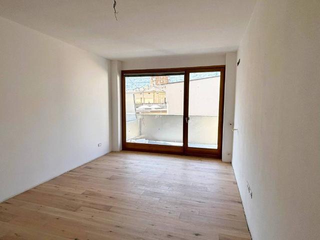 Appartamento in vendita a Sondrio SO