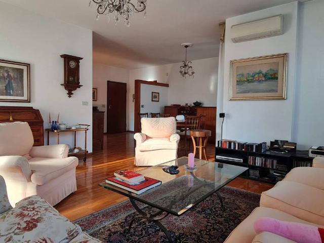 Appartamento in vendita a Sondrio SO