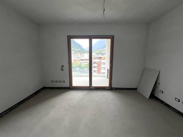 Appartamento in vendita a Sondrio SO