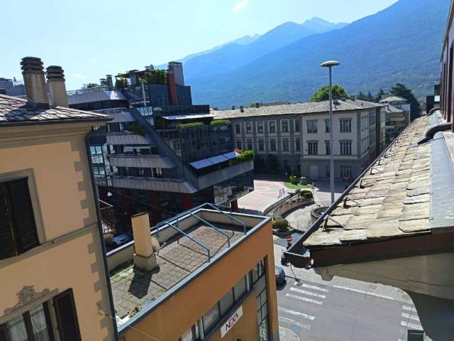 Appartamento in vendita a Sondrio SO