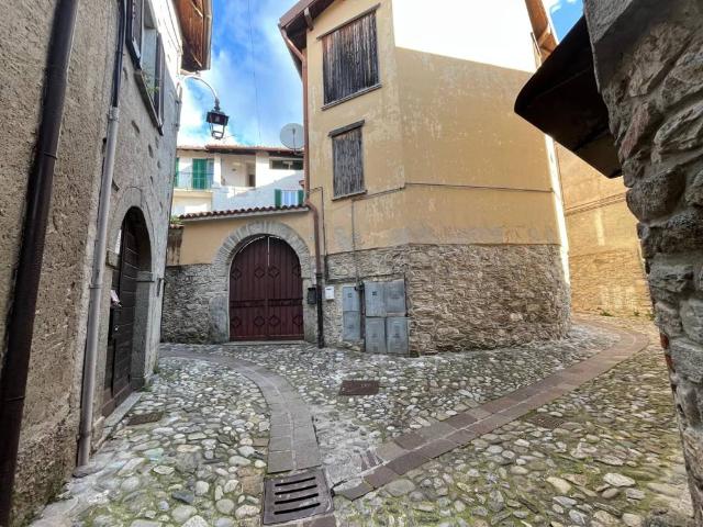 Appartamento in vendita a Sormano CO