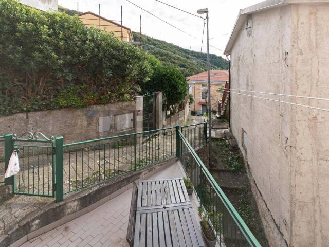 Appartamento in vendita a Sori GE