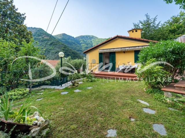 Appartamento in vendita a Sori GE