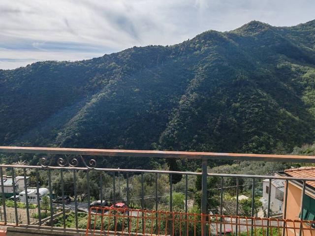 Appartamento in vendita a Sori GE