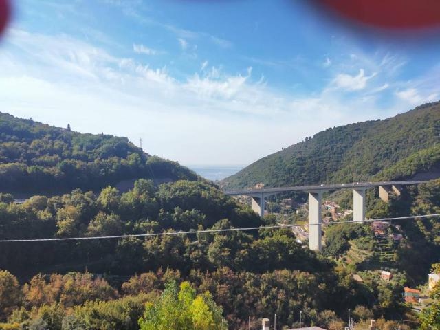 Appartamento in vendita a Sori GE
