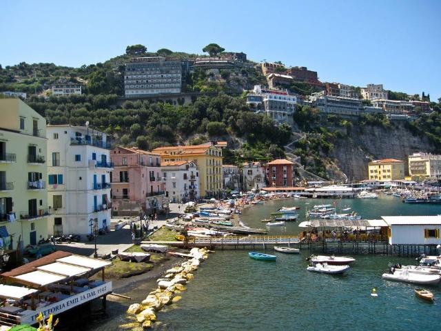 Appartamento in vendita a Sorrento NA
