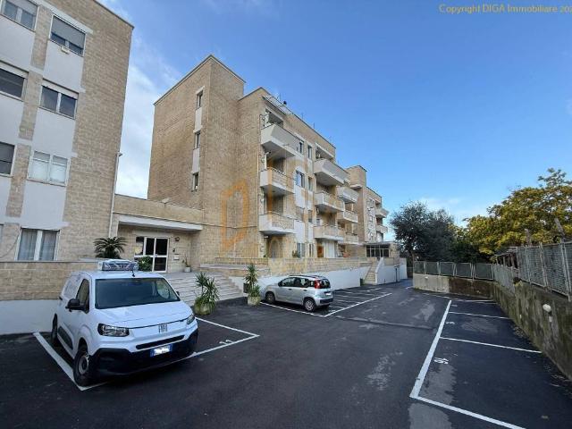 Appartamento in vendita a Sorrento via Cesarano, 4