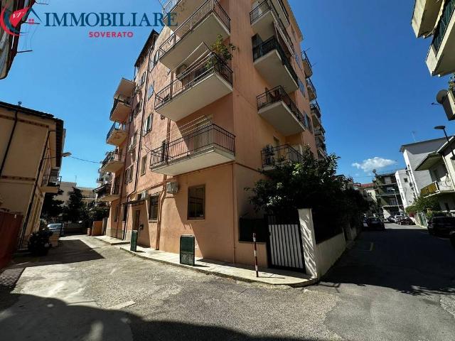 Appartamento in vendita a Soverato CZ