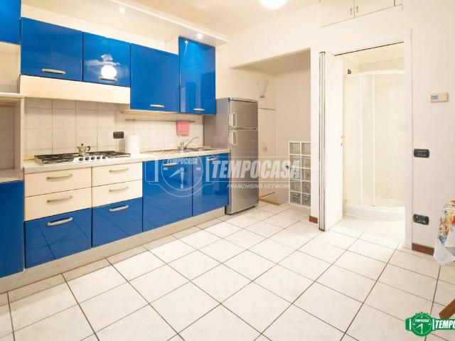 Appartamento in vendita a Sovico MB