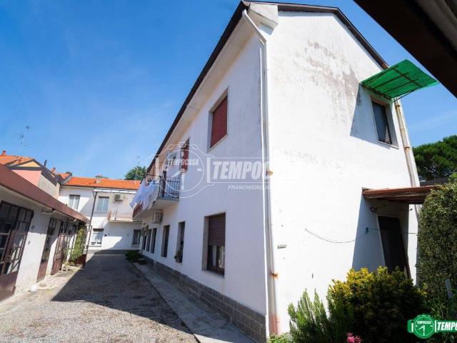Appartamento in vendita a Sovico MB