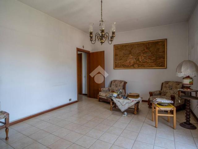 Appartamento in vendita a Sovico MB