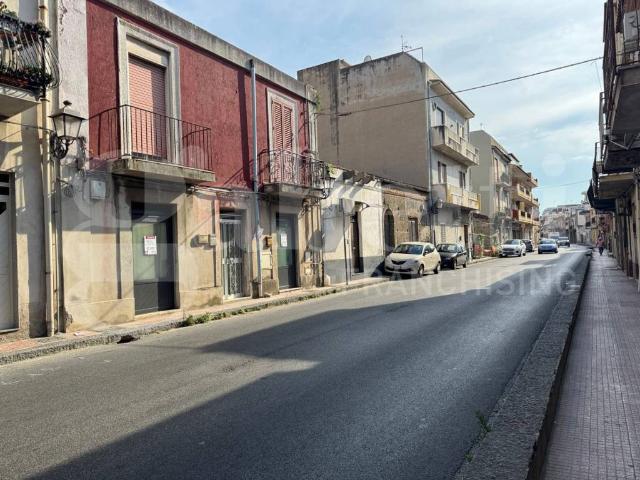 Appartamento in vendita a Spadafora ME