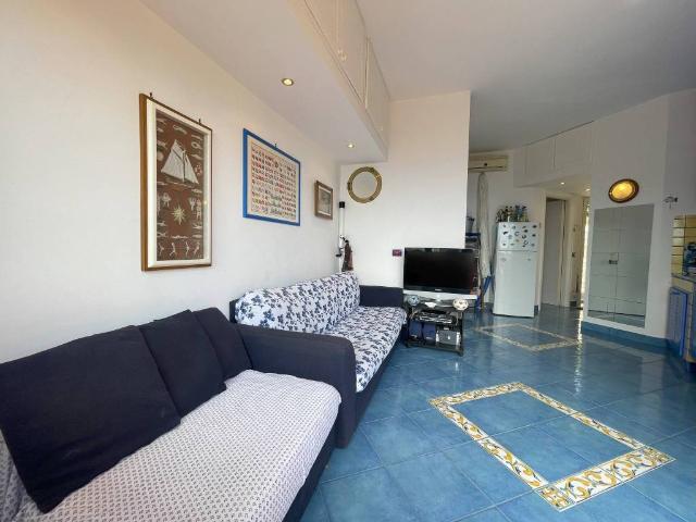 Appartamento in vendita a Sperlonga LT