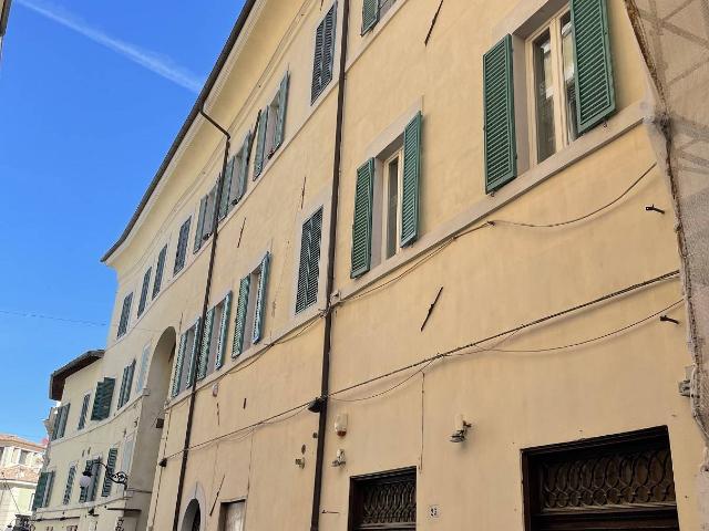 Appartamento in vendita a Spoleto, Spoleto Centro