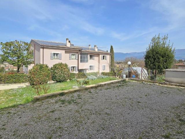 Casa indipendente in vendita a Spoleto PG